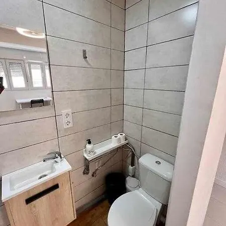 Centro Con Bano Privado Y Compartido , Cocina Y Terraza Novelda
