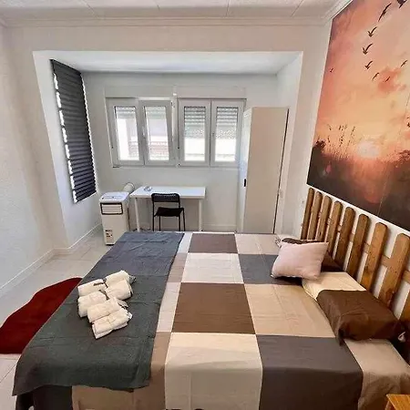 Centro Con Bano Privado Y Compartido , Cocina Y Terraza * Novelda