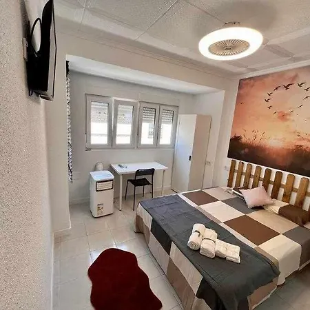 Centro Con Bano Privado Y Compartido , Cocina Y Terraza *