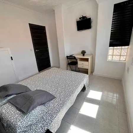 Séjour chez l'habitant Centro Con Bano Privado Y Compartido , Cocina Y Terraza *